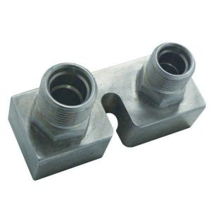 Ford Compressor Block Fi tting Straight #8 - #10 VIN045017
